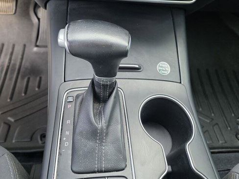 Used 2020 Kia Sorento S image 21