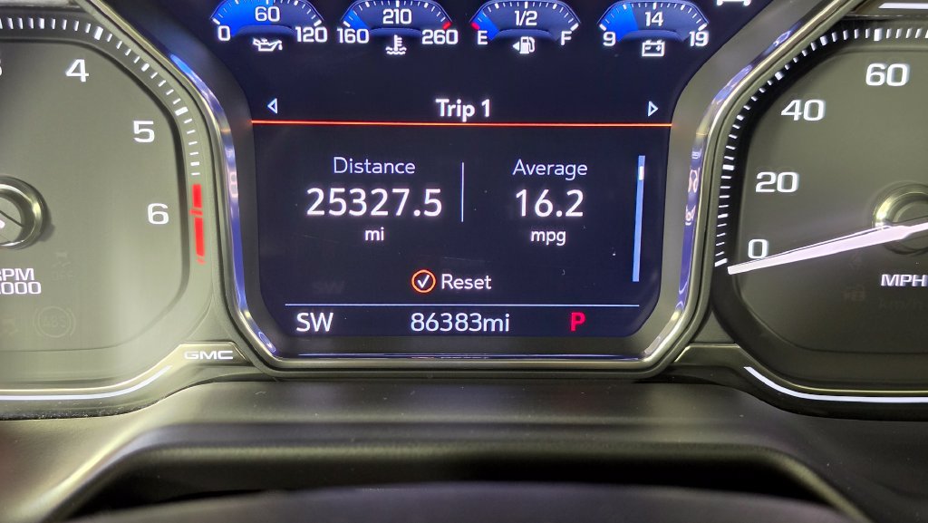 Used 2021 GMC Yukon SLT w/ SLT Luxury Plus Package AWD/4WD image 44
