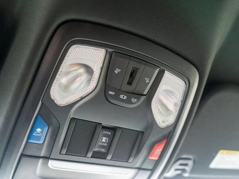 Used 2022 RAM 1500 Big Horn AWD/4WD image 36