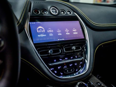 Used 2023 Aston Martin DBX 707 image 26