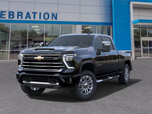 New 2025 Chevrolet Silverado 3500 LT w/ Z71 Chrome Sport Edition image 6