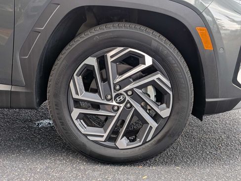 Used 2025 Hyundai Tucson Limited AWD/4WD image 11