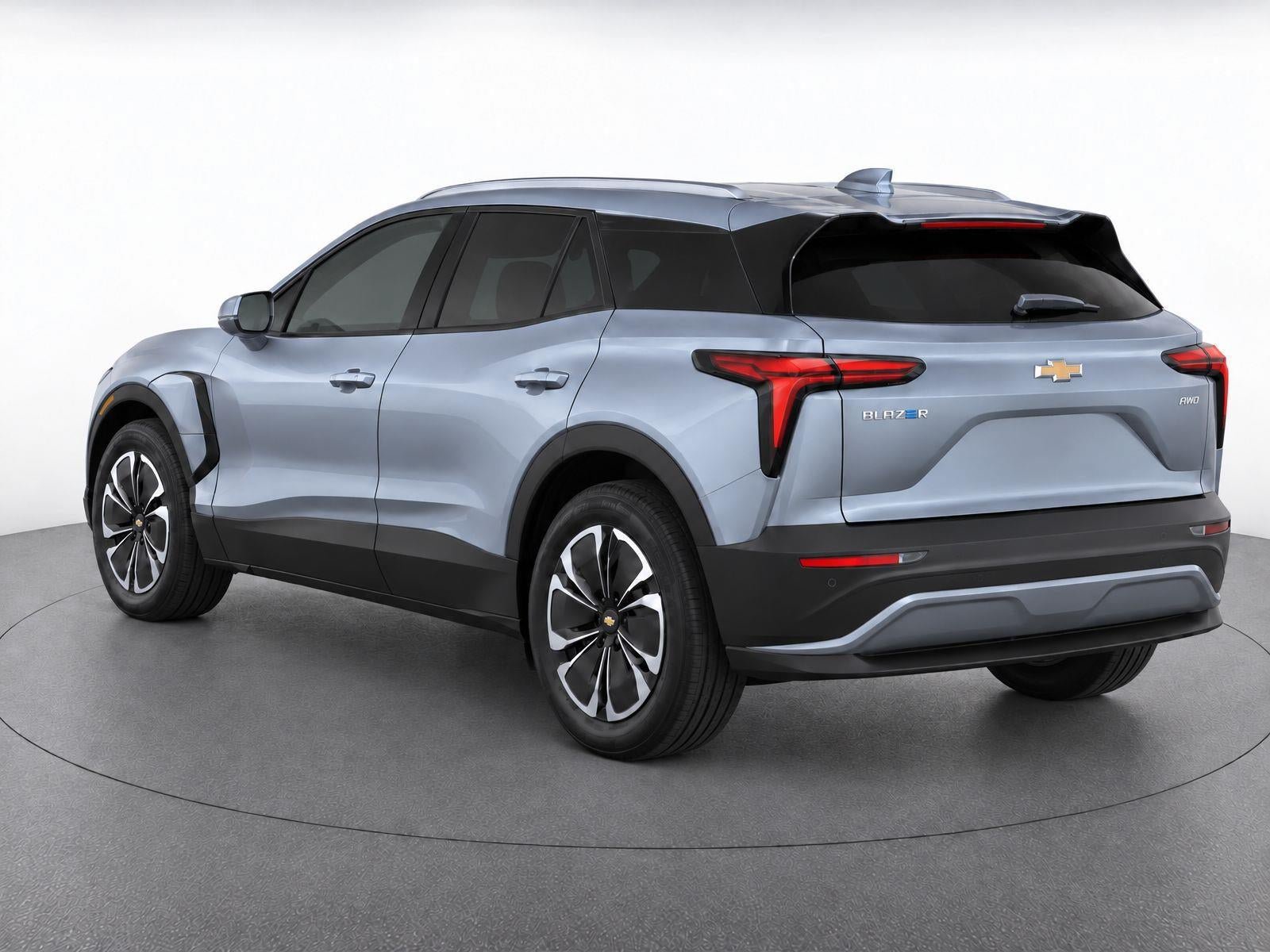 Used 2024 Chevrolet Blazer EV LT AWD/4WD image 7