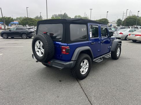 Used 2018 Jeep Wrangler Unlimited Sport S AWD/4WD image 5