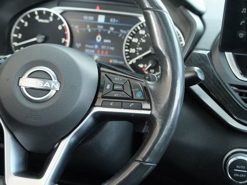 Used 2023 Nissan Altima 2.0 SR FWD image 13