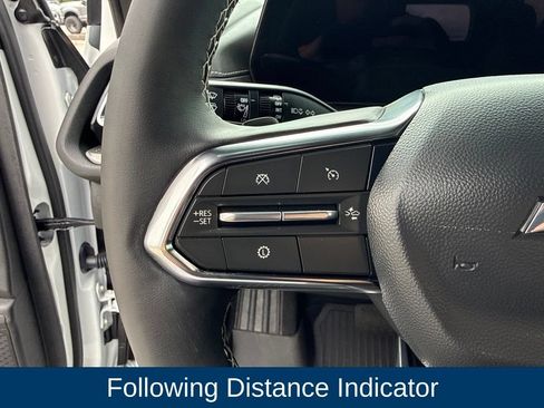 Used 2026 Chevrolet Traverse LT w/ LPO, Floor Liner Package FWD image 15