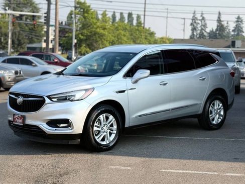 Used 2020 Buick Enclave Essence FWD image 5