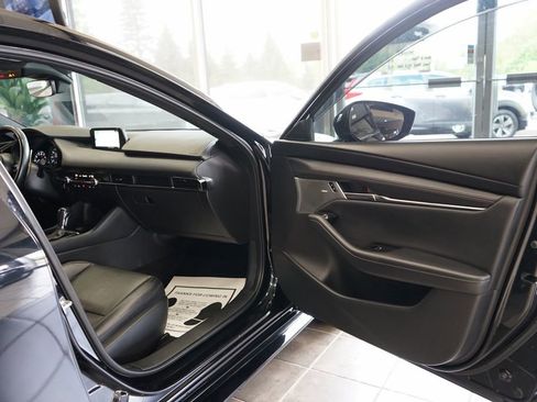 Used 2023 MAZDA MAZDA3 s AWD/4WD image 42