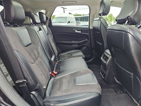 Used 2016 Ford Edge Sport w/ Equipment Group 401A AWD/4WD image 28