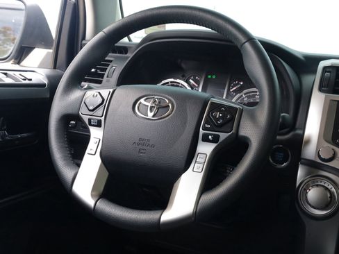 Used 2023 Toyota 4Runner TRD Sport w/ Technology Package image 7