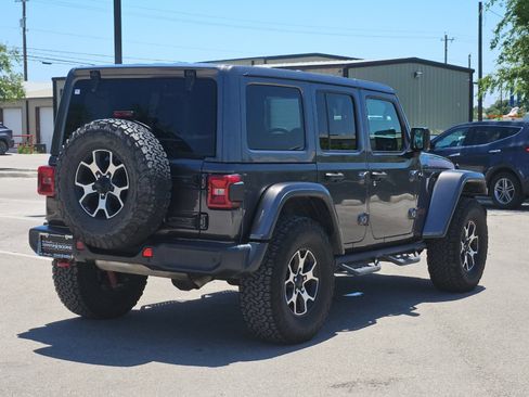 Used 2020 Jeep Wrangler Unlimited Rubicon w/ LED Lighting Group AWD/4WD image 5