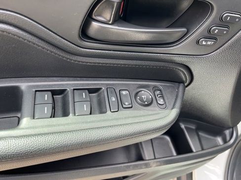 Used 2022 Honda Odyssey EX-L image 11