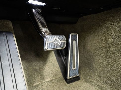 Used 2020 Bentley Continental GT image 48