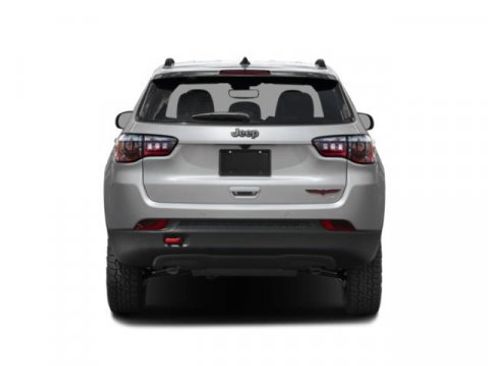 Used 2025 Jeep Compass Trailhawk image 8