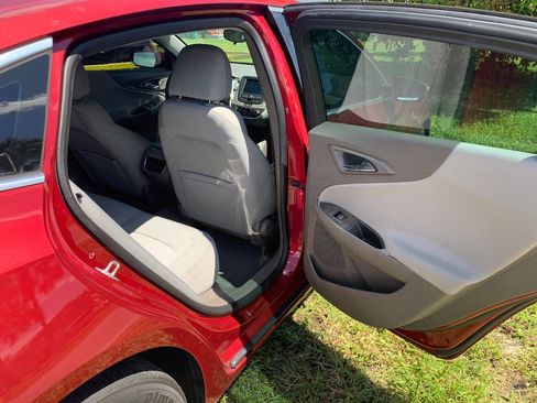 Used 2017 Chevrolet Malibu LT image 7