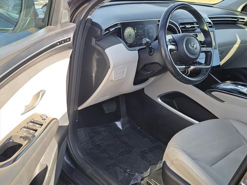 Used 2024 Hyundai Tucson Limited image 9