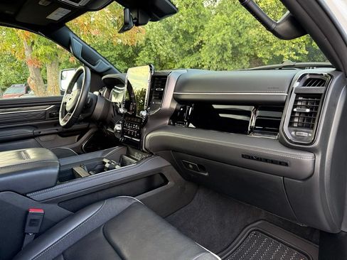 Used 2026 RAM 1500 Limited AWD/4WD image 54