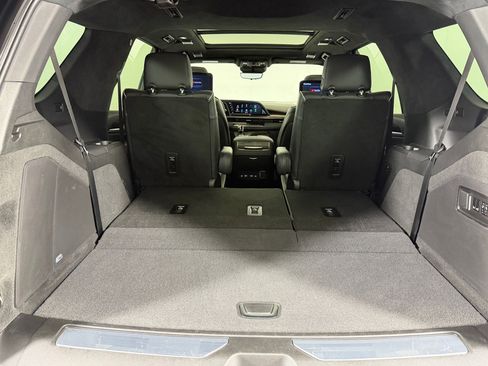 Used 2023 Cadillac Escalade Sport Platinum w/ LPO, ONYX Package AWD/4WD image 28