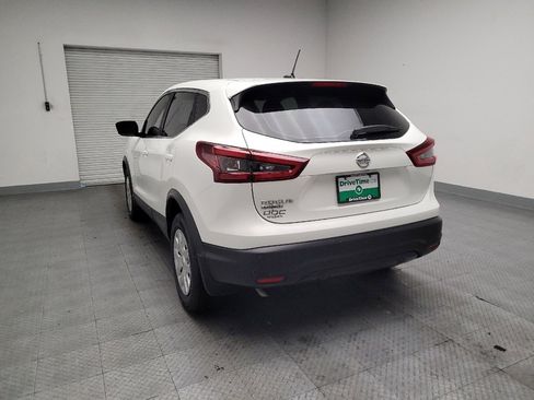 Used 2020 Nissan Rogue Sport S image 6