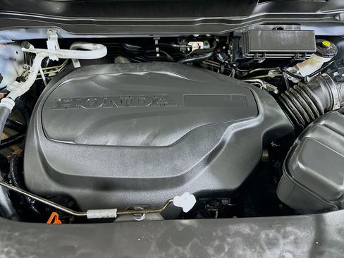 Used 2022 Honda Pilot Sport image 32