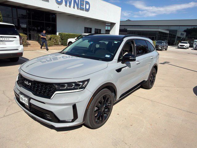 Used 2022 Kia Sorento SX FWD image 3