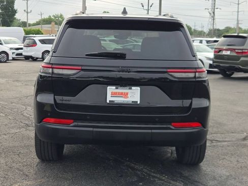 Certified 2024 Jeep Grand Cherokee Altitude AWD/4WD image 26