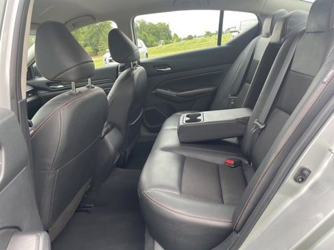 Used 2022 Nissan Altima 2.5 SR image 9