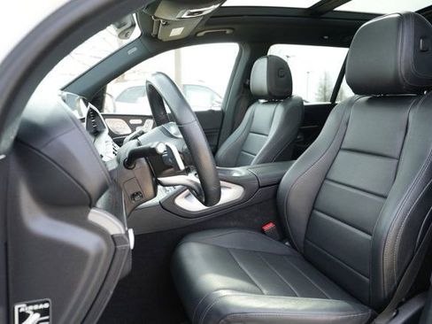 Certified 2023 Mercedes-Benz GLS 450 4MATIC image 38