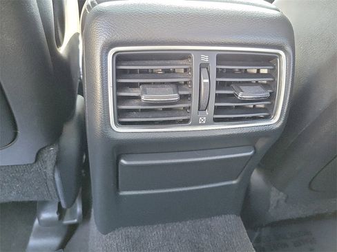 Used 2015 INFINITI Q50 Premium image 18