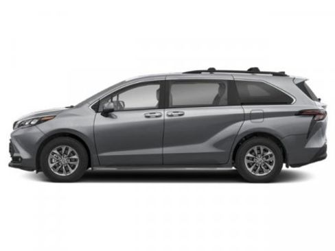 New 2026 Toyota Sienna XLE AWD/4WD image 3