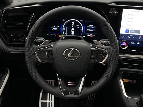 New 2026 Lexus TX 500h AWD image 16