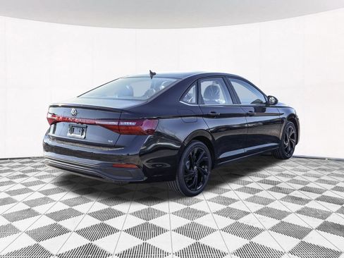 New 2026 Volkswagen Jetta SE FWD image 12