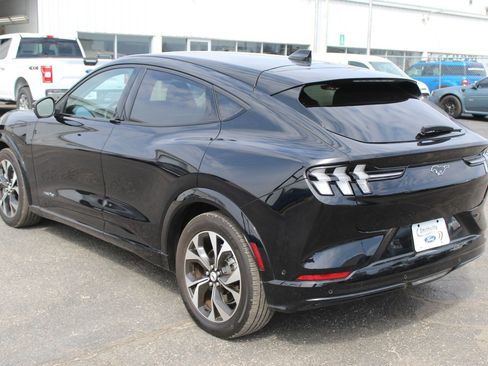 Used 2023 Ford Mustang Mach-E Premium image 4