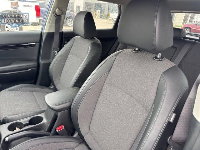 Used 2025 Kia Seltos S AWD/4WD image 23
