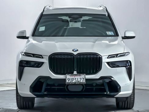 Used 2026 BMW X7 xDrive40i w/ M Sport Package image 10