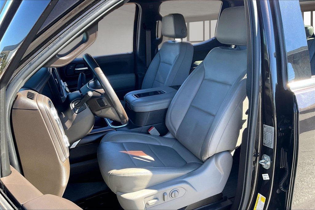 Used 2019 GMC Sierra 1500 SLT w/ SLT Premium Plus Package AWD/4WD image 22