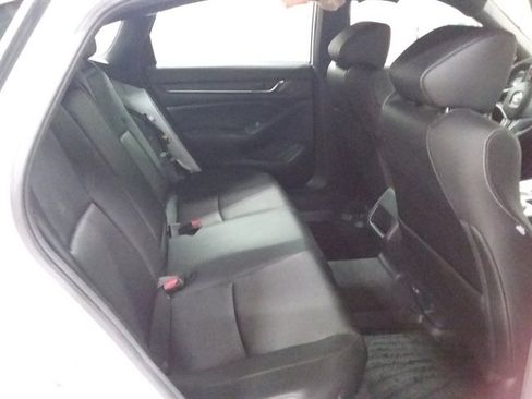 Used 2019 Honda Accord Sport image 16