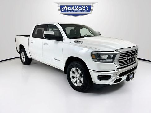 Used 2023 RAM 1500 Laramie AWD/4WD image 1