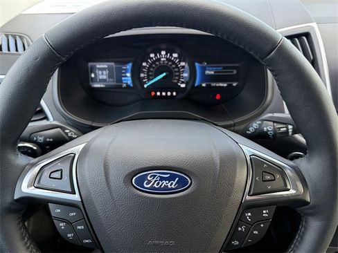 Certified 2024 Ford Edge SEL w/ Convenience Package image 18