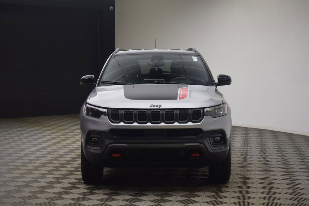 Certified 2023 Jeep Compass Trailhawk w/ Trailhawk Elite Group AWD/4WD image 16