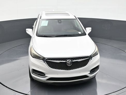 Used 2018 Buick Enclave Avenir FWD image 19