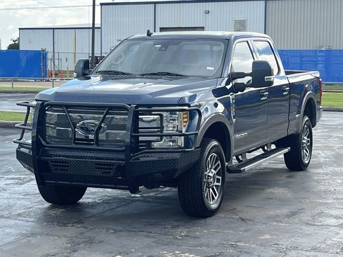 Used 2019 Ford F250 Lariat w/ Lariat Ultimate Package AWD/4WD image 5