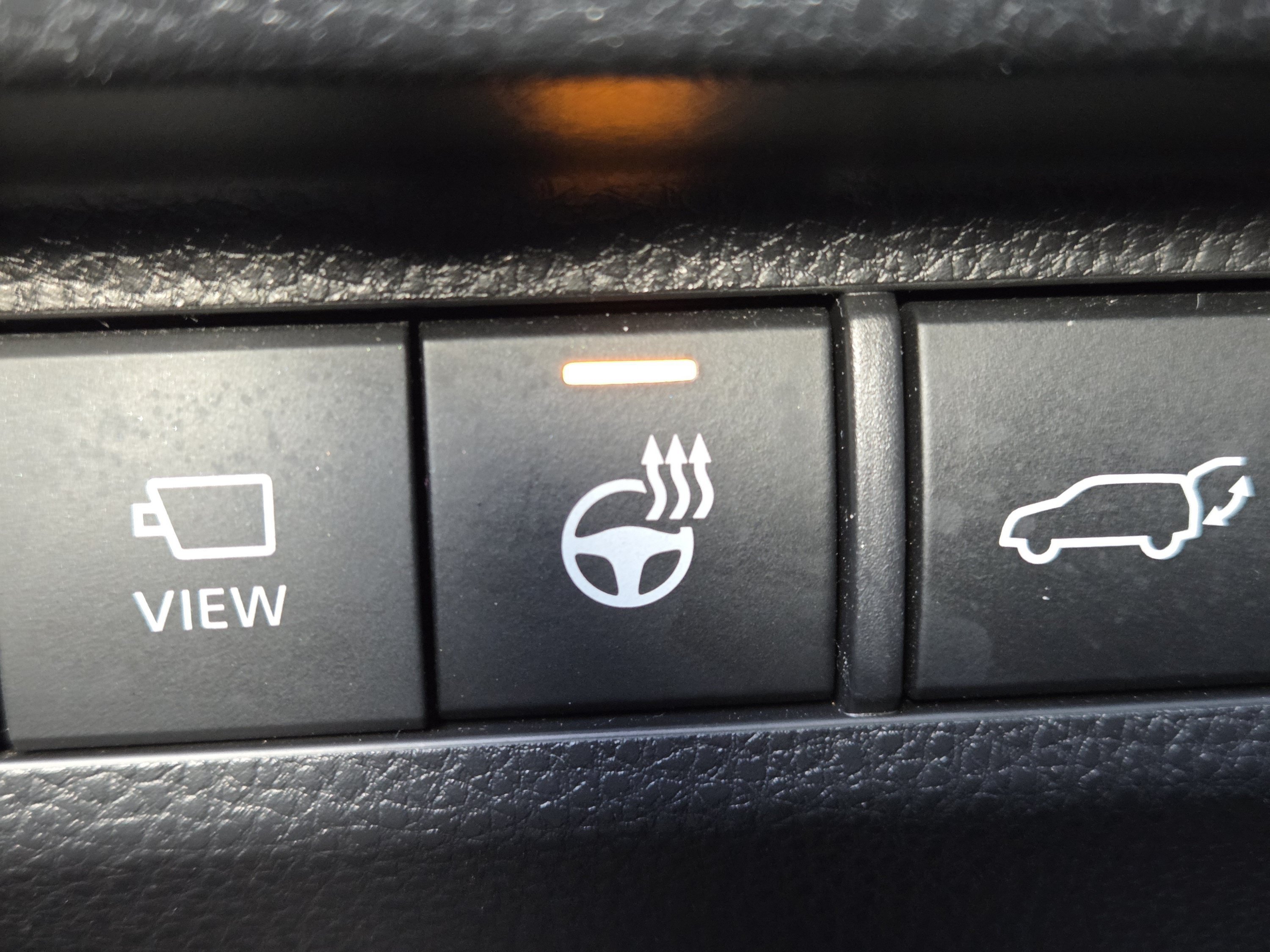 Certified 2022 Toyota RAV4 Limited AWD/4WD image 13