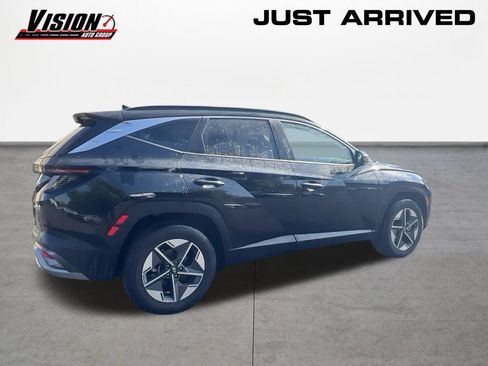 Certified 2025 Hyundai Tucson SEL AWD/4WD image 5