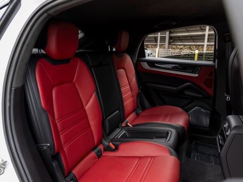 Certified 2024 Porsche Cayenne Turbo GT image 47