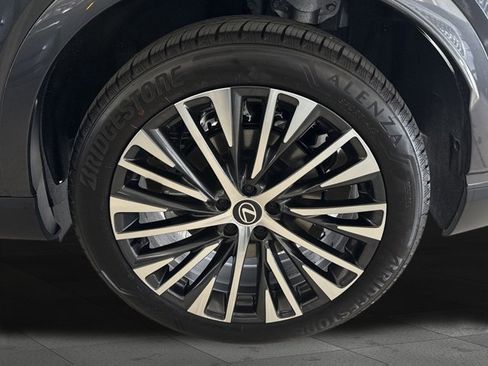 Certified 2026 Lexus RX 350 w/ Convenience Package image 22