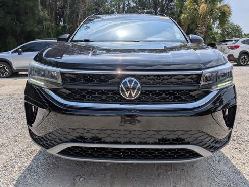 Used 2022 Volkswagen Taos S AWD/4WD image 9