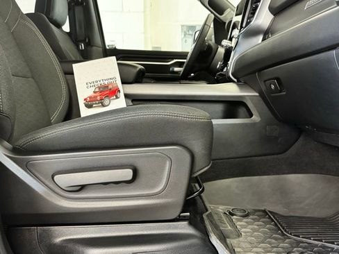 Certified 2025 RAM 1500 Big Horn AWD/4WD image 7