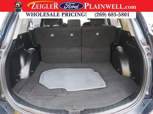 Used 2017 Toyota RAV4 LE image 5