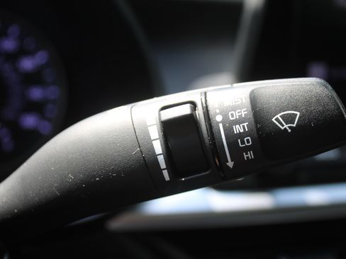 Certified 2024 Kia Forte LXS FWD image 29